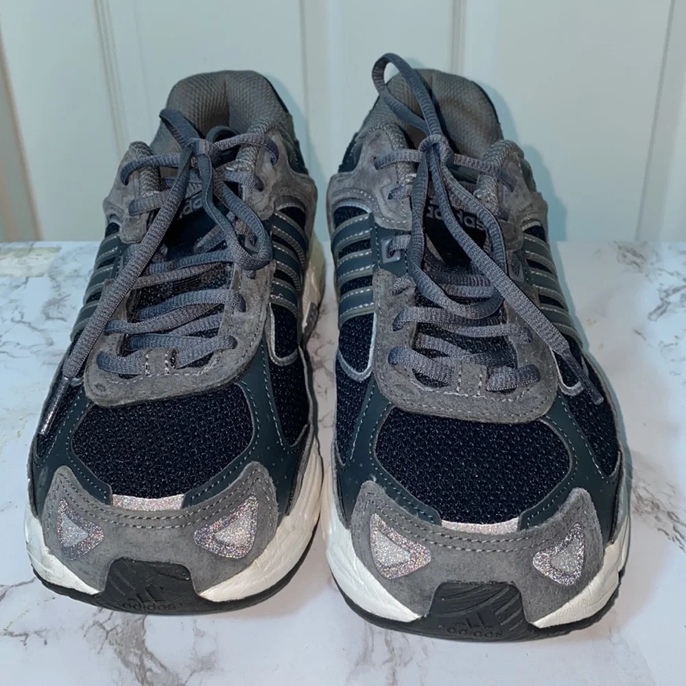 Adidas Response CL Core Black Women's Sneakers 8.5 with Box